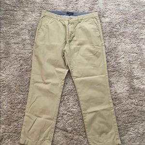 35x30 like new Banana Republic Chinos